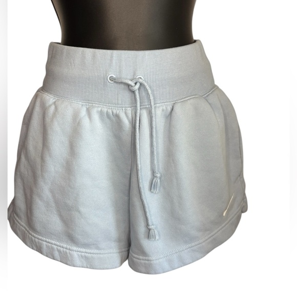 NIKE women’s PHOENIX FLEECE HIGH-WAISTED SHORTS light blue  sz  XS preloved - Picture 7 of 7